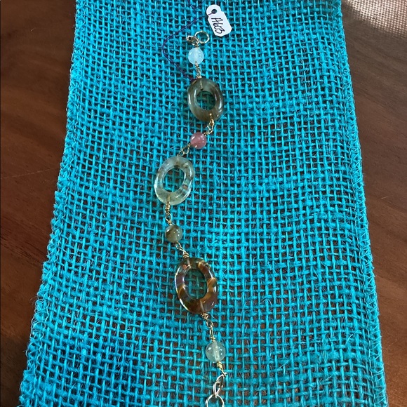 Quartz Link Bracelet - Picture 3 of 6